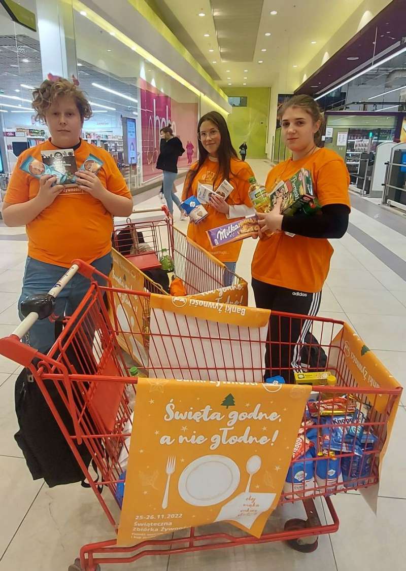 Wielkanocna zbiórka żywności w Elblągu