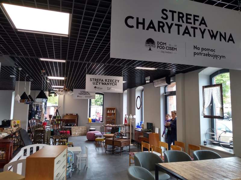 Charytatywnie w Sklepie Społecznym pod Cisem